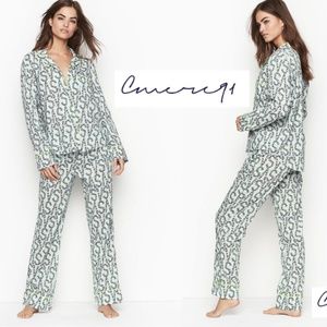 VICTORIA SECRET the LIGHTWEIGHT pj NEW